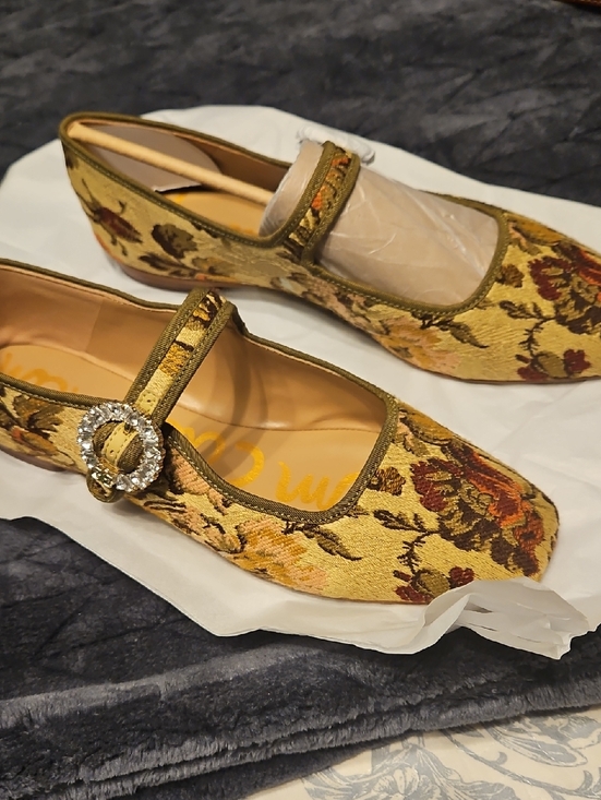 Sam Edelman Shoes - New, Never Worn- Sam Edelman Floral Tapestry Mary Jane Flats. Size 10